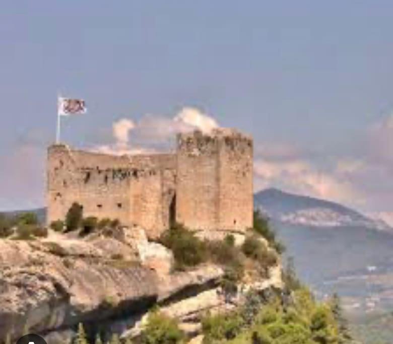 Hypercentre Avec Vue Sur Le Chateau Vaison-la-Romaine Exteriér fotografie